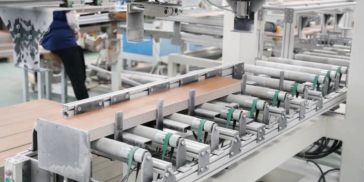 SPC flooring manufacturer in China factory